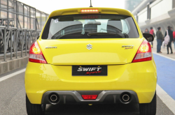 教练，我想开手动挡 试驾铃木速翼特