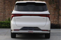 东风风行豪华MPV定名为星海V9 将4月开启预售