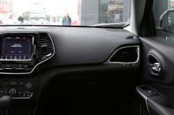 主打一个听劝 探界者Plus内饰官图发布