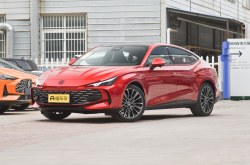 新款名爵MG 5上市 售价为8.19-9.59万