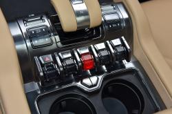 方程豹豹8上市 售价为37.98-40.78万