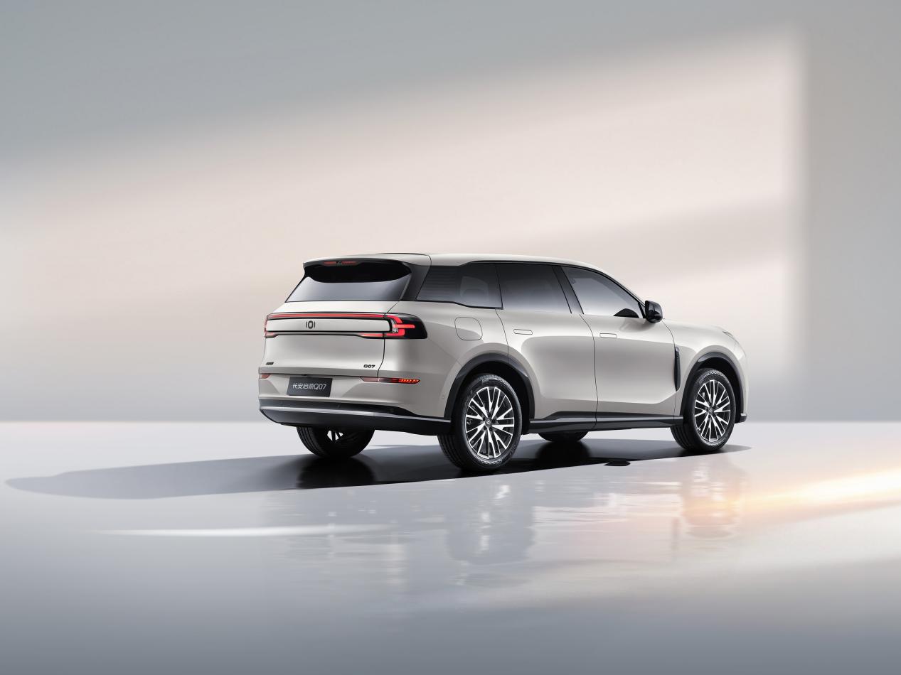 总功率440kW “硬汉”型轿跑SUV 长安启源E07曝光