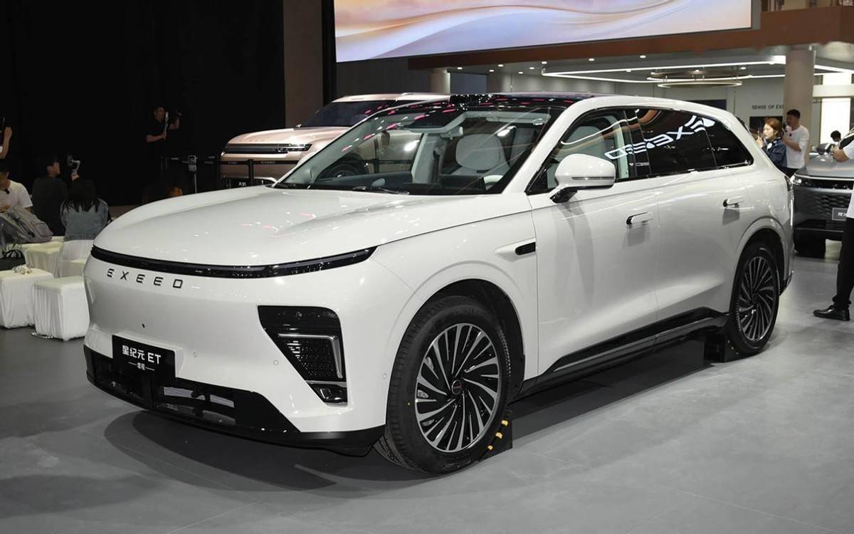 吉利银河M9上市 售价为18.38-24.88万