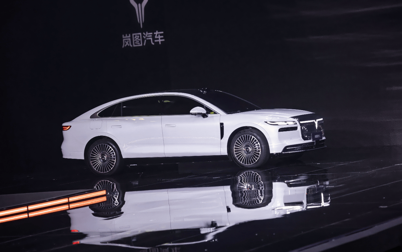 岚图追光L预计12月上市交付 搭载1.5T插混