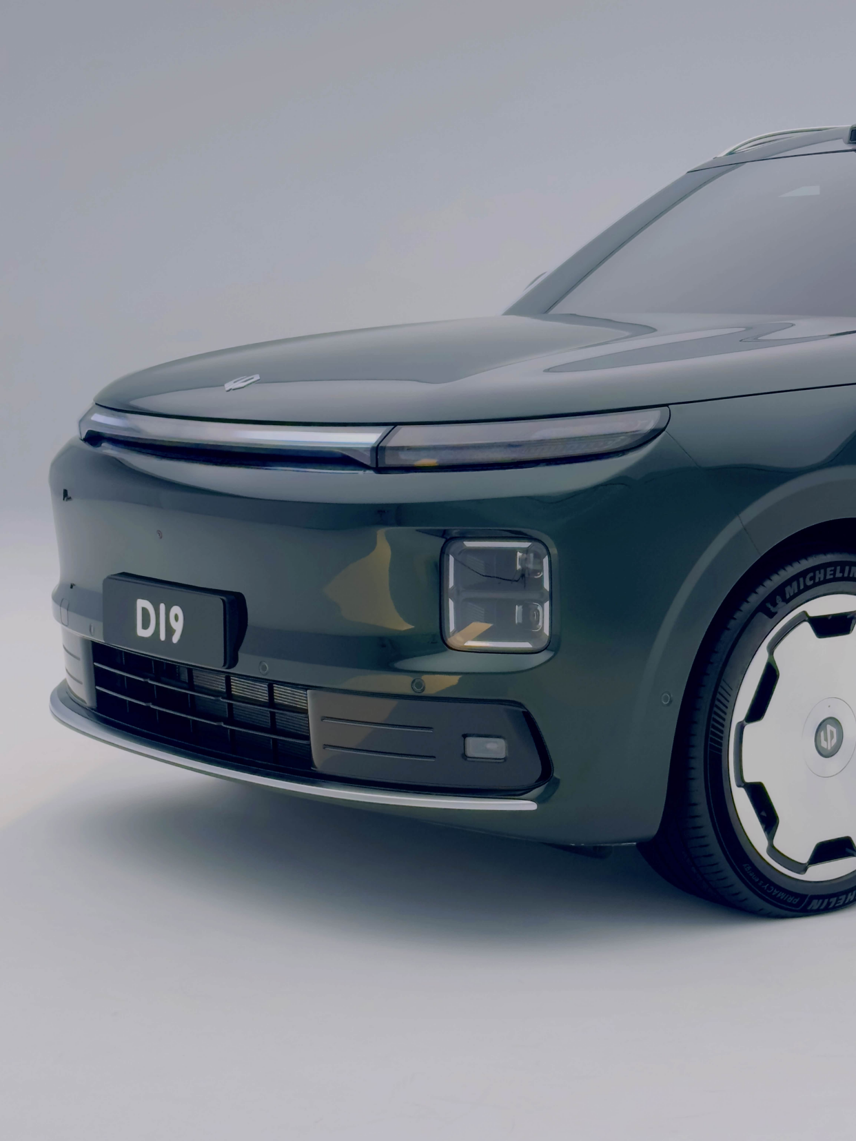 零跑D19开启盲订 提供纯电及增程动力