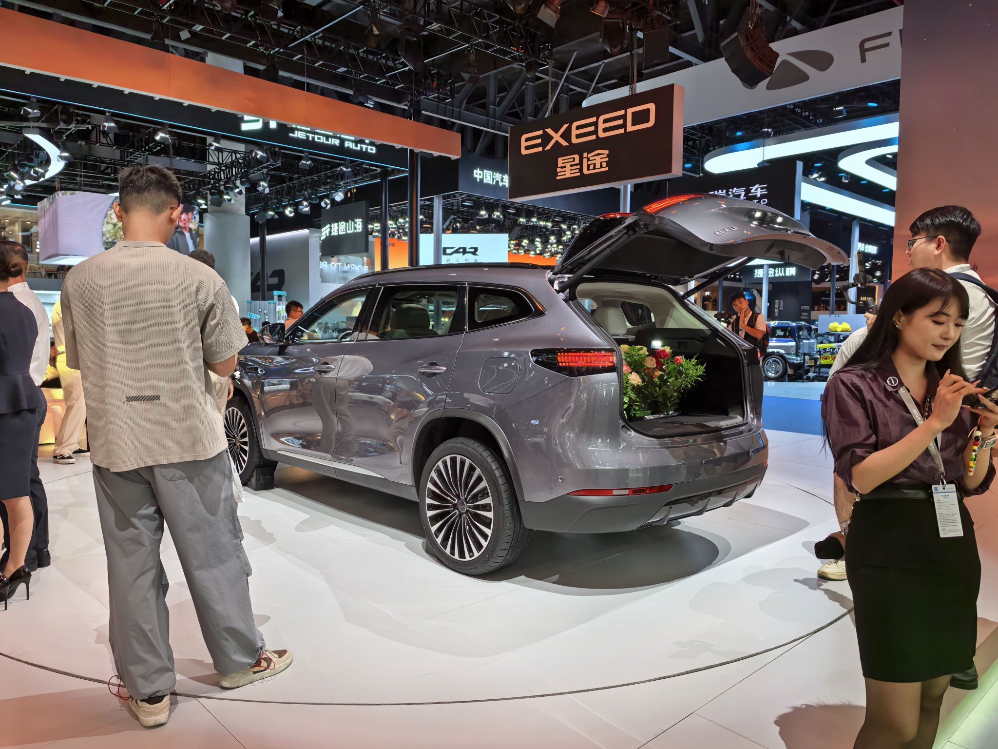 全球首发征程®6P芯片！星途ET5超级置换价13.49万起