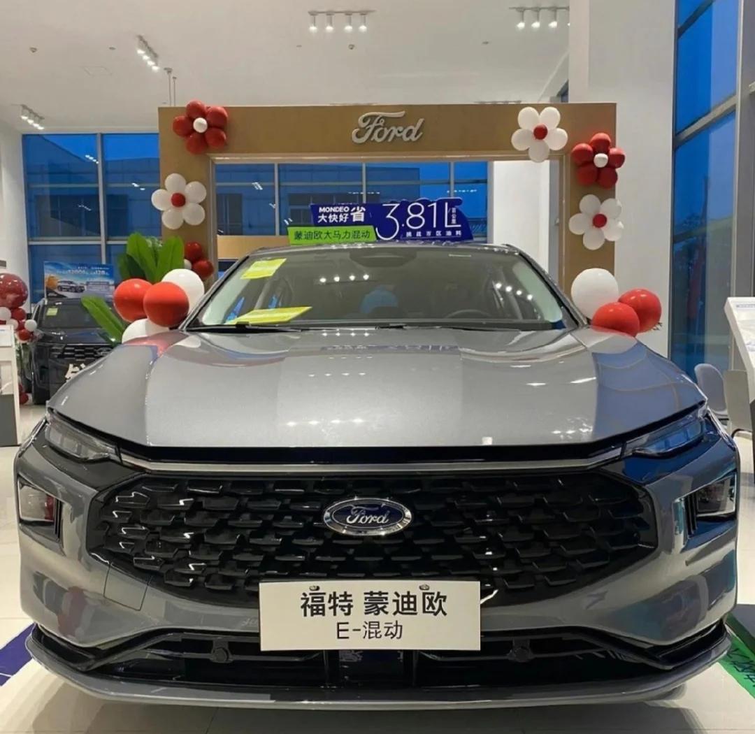 长安福特新款蒙迪欧上市 售价14.98-19.98万