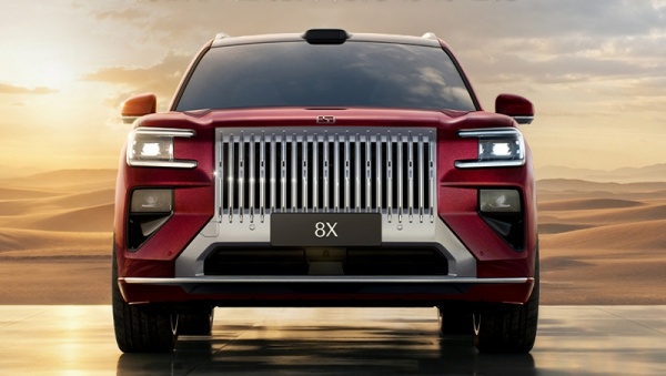 极氪8X内饰图曝光 将上半年上市